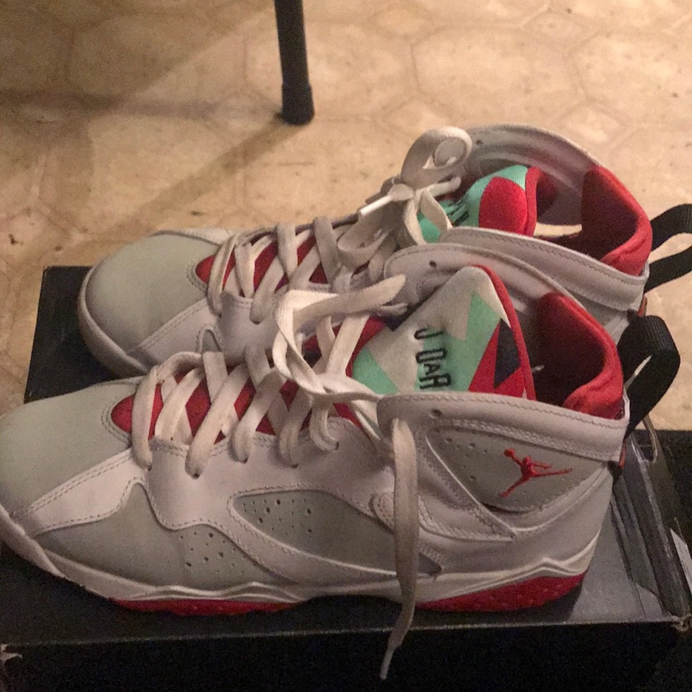 Jordan 7s - Picture 2 of 3